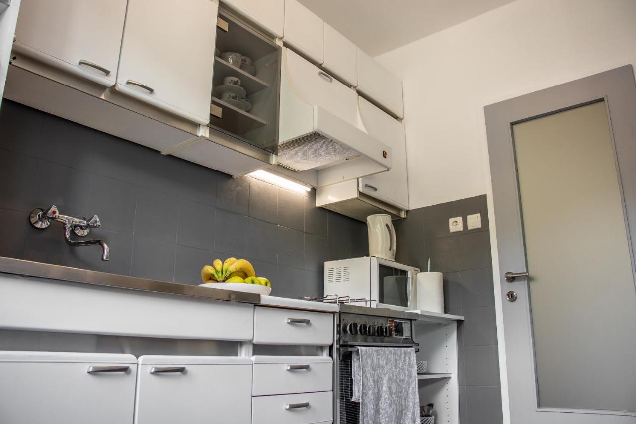 Apartman Danijela Zagorje エクステリア 写真