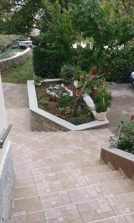 Apartman Danijela Zagorje エクステリア 写真