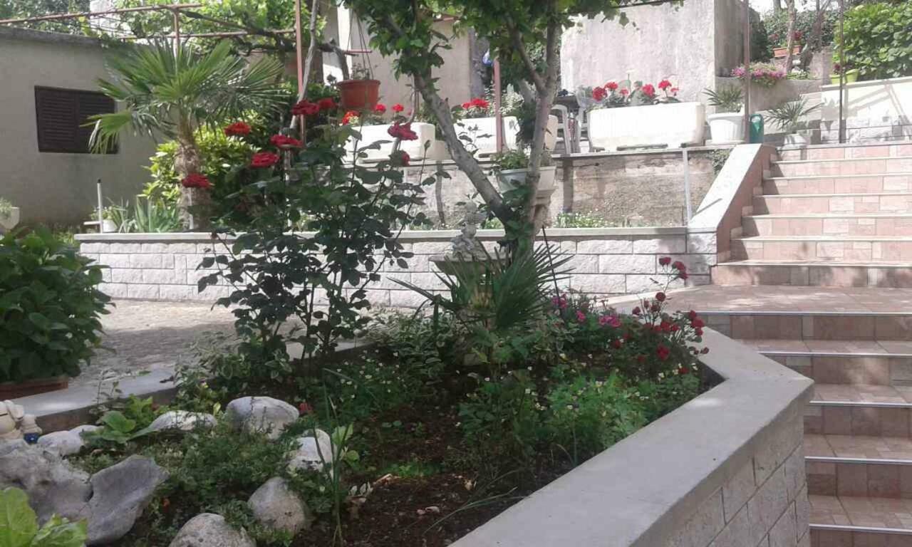 Apartman Danijela Zagorje エクステリア 写真